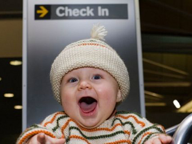 Bebe aeropuerto