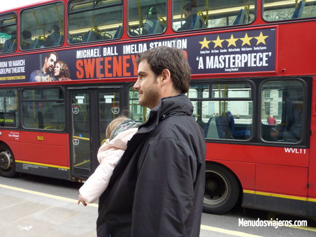 London bus con niños
