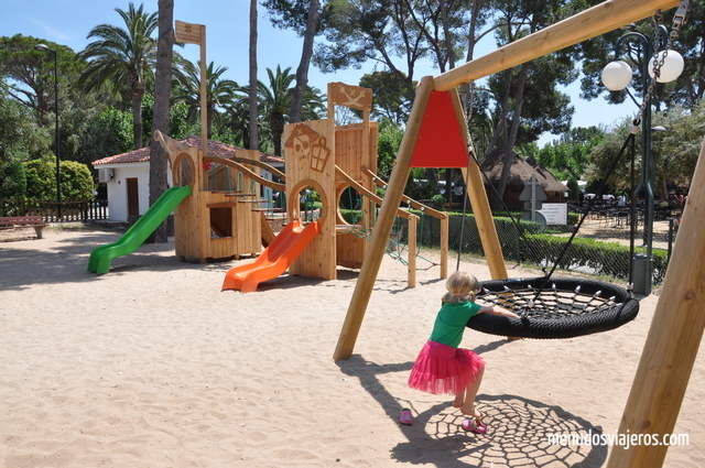 Zonas infantiles en Camping PLaya Montroig