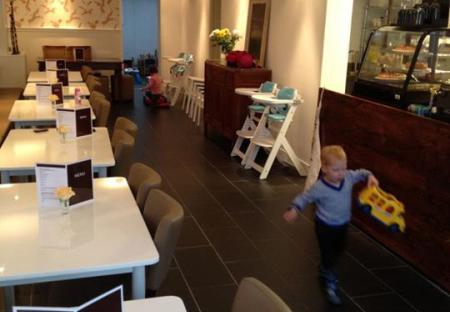 Café con niños Amsterdam