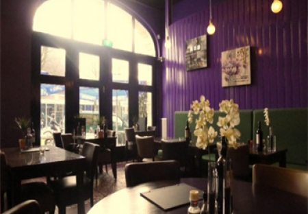 Comer cerca del Artis Amsterdam